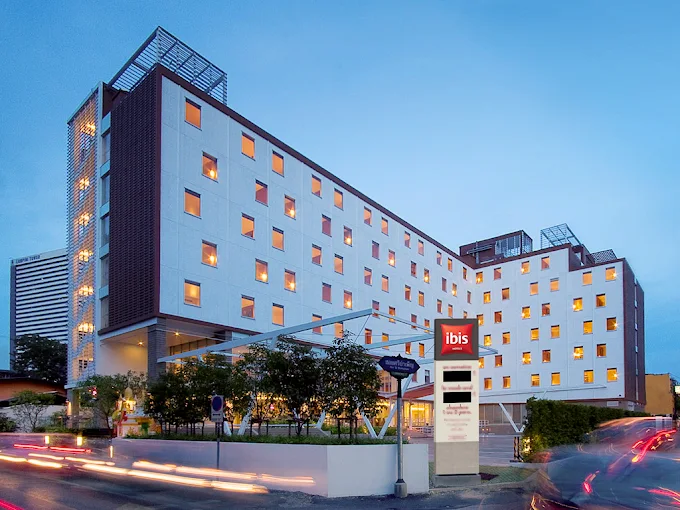 IBIS BANGKOK SATHORN